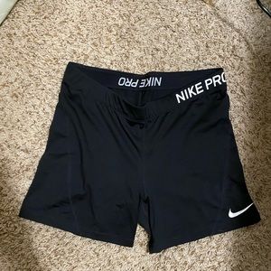 XL Nike Pros
